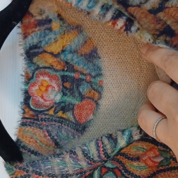 Colorful crewneck sweater, XL - Picture 8 of 10